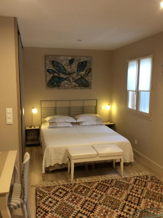 Chez Elles 2 Bed and Breakfast Caumont-sur-Durance Eksteriør billede